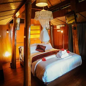 Malihom Private Estate Lodge
