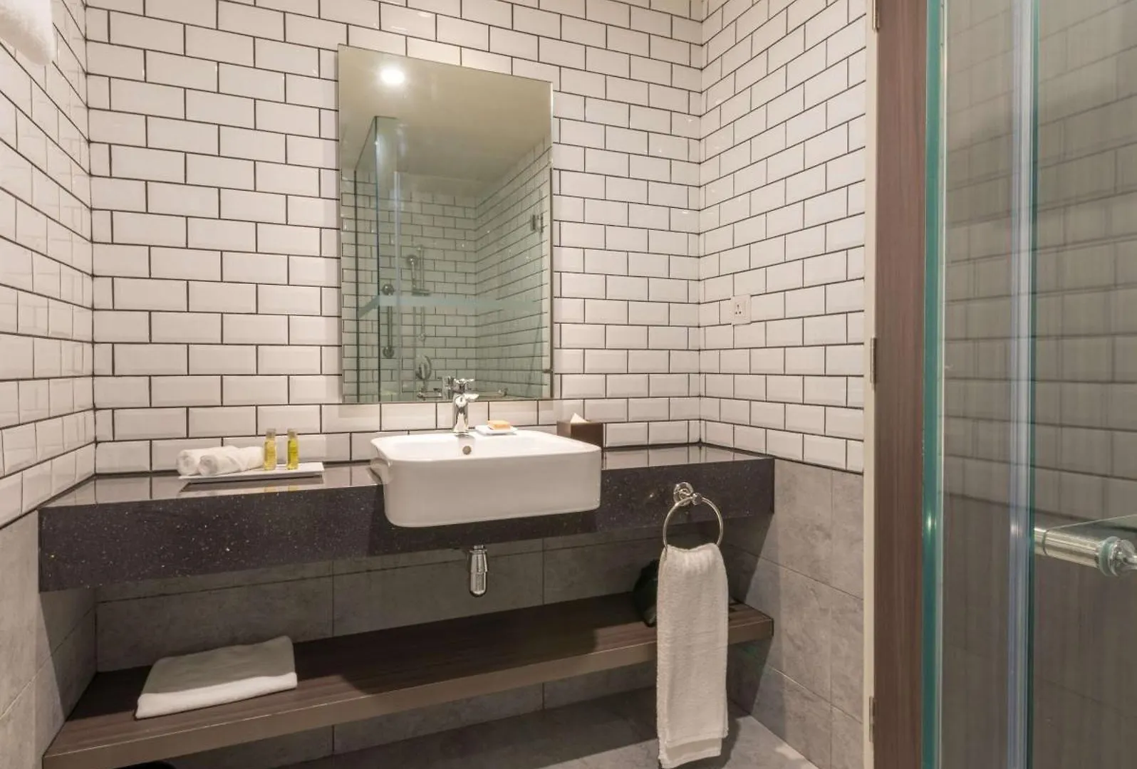 מלון Hilton Garden Inn Kuala Lumpur - North
